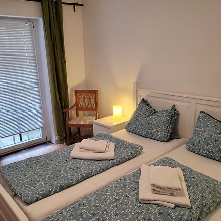 Urlaub Am Rhein, Ferienwohnung Mit Garten Boppard Esterno foto
