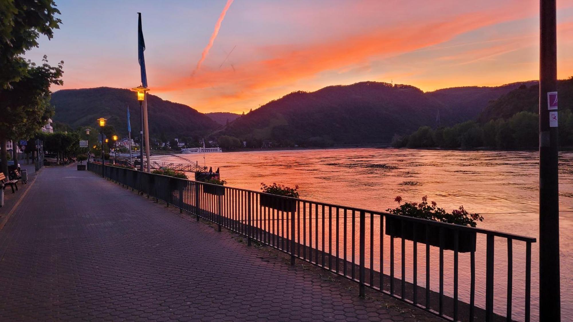 Urlaub Am Rhein, Ferienwohnung Mit Garten Boppard Esterno foto