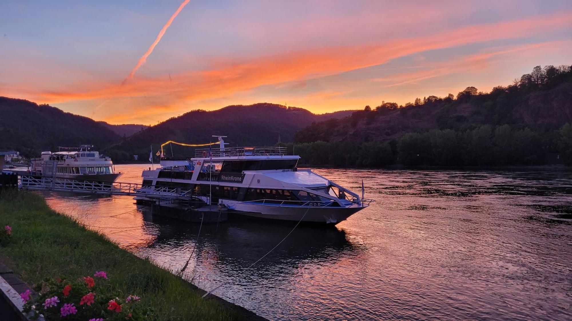 Urlaub Am Rhein, Ferienwohnung Mit Garten Boppard Esterno foto